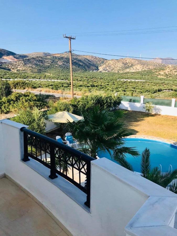 Villa Doxa Ierápetra Eksteriør billede